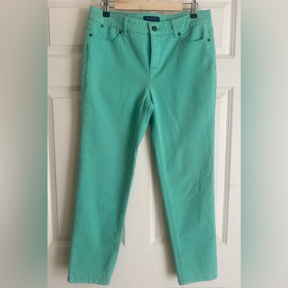 TALBOTS Simply Flattering Jeans Size 8 Cool Mint Color